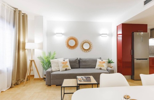 el Mercadal Apartment | Bravissimo Plaça Catalunya, apartment with terrace