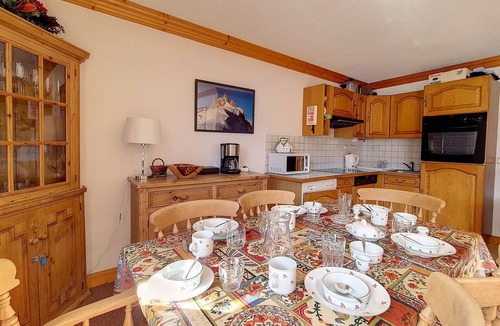 Saint-Martin-de-Belleville Apartment | Bright apartment at slopes' foot with terrace + parking