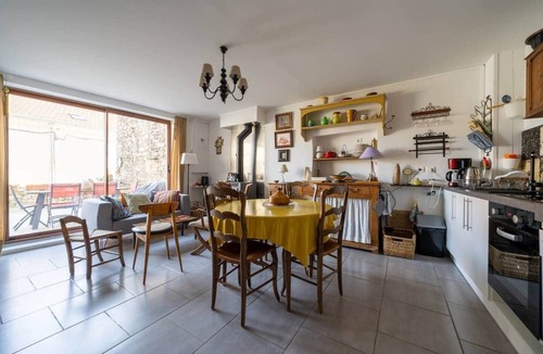 Marsanne Apartment | Bright 1-bedroom apartment in Marsanne