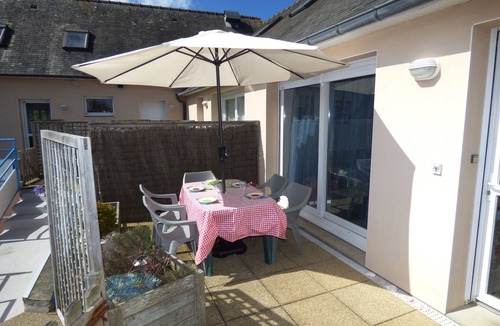 Perros-Guirec Apartment | Bright apartment, south terrace, 3-star rating, parking, 100m from the beach