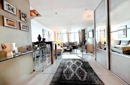 Saint Michel - Mairie Apartment | Bright apartment in the heart of Lyon