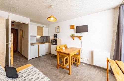 Montgellafrey Apartment | Bright 22m² studio with south-facing balcony in Saint-François-Longchamp
