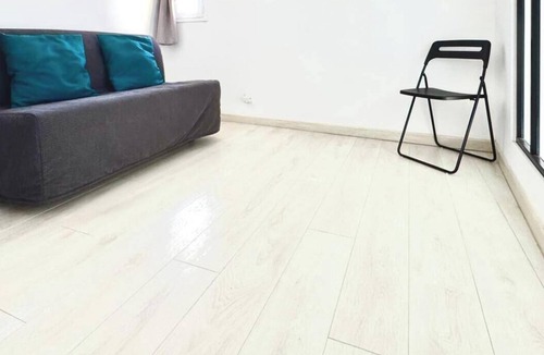 Le Grau-dʼAgde Apartment | Bright Mezzanine Studio 250m from the beach with Terrace