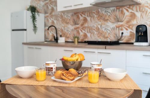 Sant Adria de Besos Apartment | Bright Renovated 2BR- Balcony- Beach 10' Walk - Barcelona 25' Train