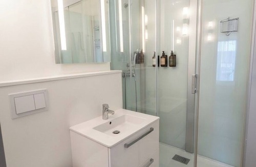 Mende Hotel | Brit Hotel Deltour Confort Mende