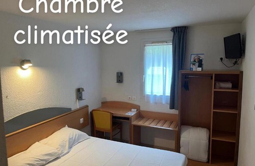 Millau Hotel | Brit Hotel Essentiel Millau