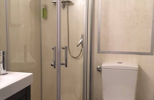 Salon-de-Provence Hotel | Brit Hotel Salon de Provence