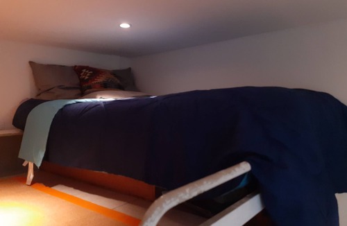 Pantin Apartment | Budget studette, 5 min from Paris
