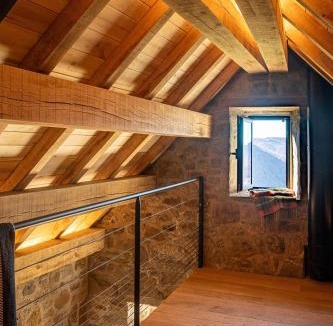 Mandailles-Saint-Julien Ski Chalet | Buron du Tournel, un écrin d'exception