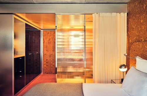 Pigalle Hotel | Bus Palladium
