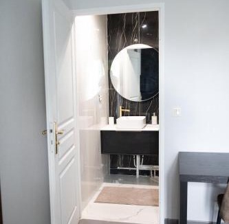 Bussy-Saint-Georges Villa | Bussy Luxury Villa - Disneyland Paris 6BDR & AC