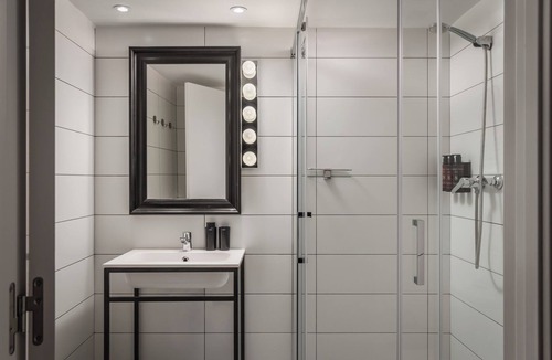 El Guinardo Hotel | BYPILLOW House