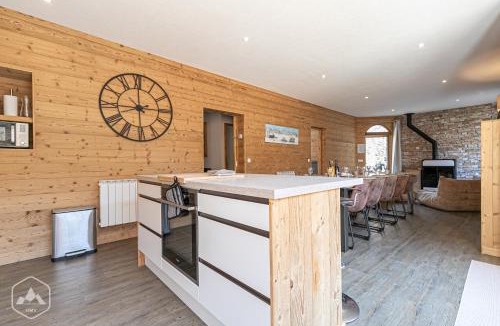 Le Bourget Apartment | Côté-Bourget, Appartement 10 pers LE BOURGET, proche stations La Norma Aussois