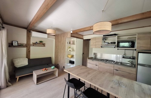 Simiane-Collongue Ski Chalet | Cabanon nestled in the pines between Aix and Marseille with large swimming pool