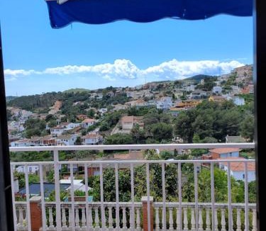 Cubelles House | Cal Jamila