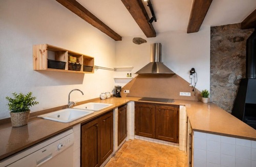 Vilada House | Cal Mestrico casa rural by CalQueROL