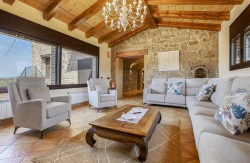 Castellnou de Bages House | Cal Potret