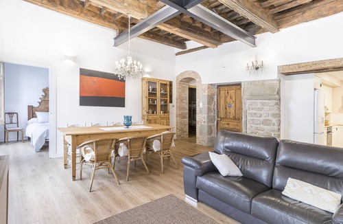 Solsona Apartment | Cal Rellotger of Solsona. El Pèndol Apartment