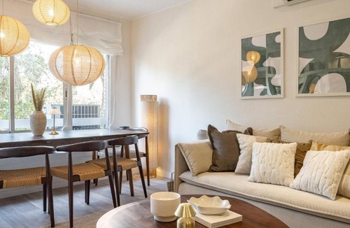 La Maternitat i Sant Ramon Apartment | Camp Nou Stadium