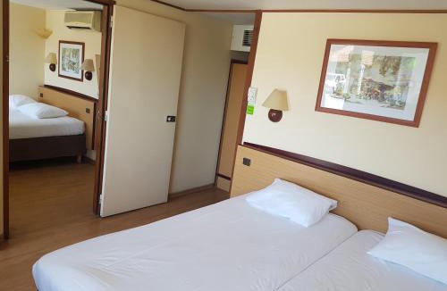 Salon-de-Provence Hotel | Campanile Salon-De-Provence