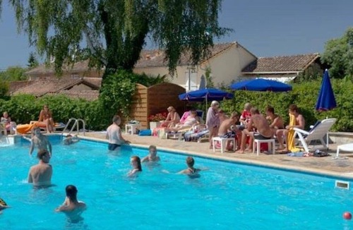 Petit-Palais-et-Cornemps House | Camping 4 étoiles - Piscine - ccbgci0
