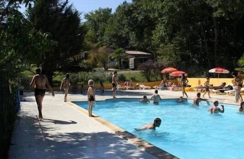 Chauffour-sur-Vell House | Camping 3 étoiles - Piscine - ccbfg0c