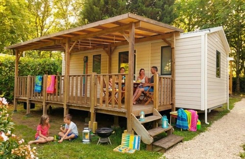 Saint-Gerons House | Camping 3 étoiles - Piscine - ccbg0ih
