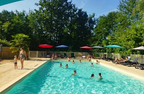 Saint-Gerons House | Camping 3 étoiles - Piscine - ccbga0b