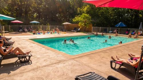 Saint-Gerons Other | Camping 3 étoiles - Piscine - ccbga00