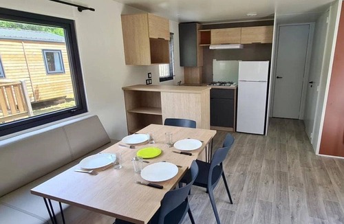 Lavelanet House | Camping 3 étoiles - Piscine - ccbgbi0