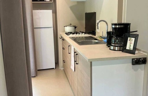 Labeaume House | Camping 3 étoiles - Piscine - ccaiib0