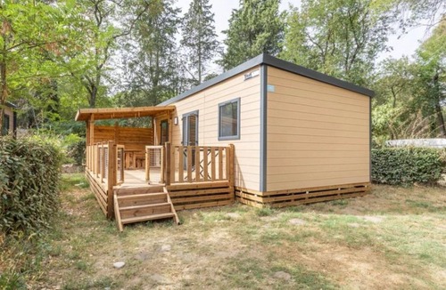 Boisset-et-Gaujac House | Camping 4 étoiles - Piscine - ccbfhhb