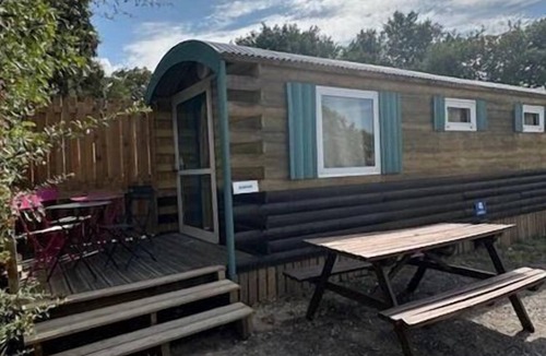 Sorgues House | Camping 4 étoiles - Piscine - ccbgfef
