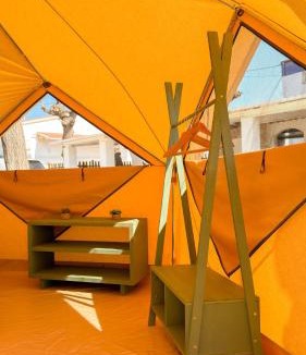Canet de Mar House | Camping Costa Dorada Tienda Mar