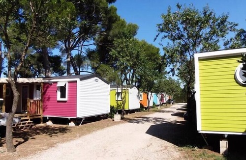 Gallargues-le-Montueux House | Camping Les Amandiers**** - Mobile Home Tithome 3 Rooms 4/5 People Without Sanitary