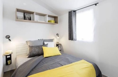 Plage d'Argeles House | Camping La Plage by Interhome