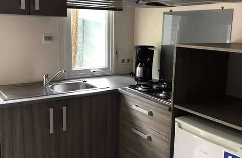 Peynier House | Camping le Devançon * - Mobile home Comfort SUPER VENUS 4 people