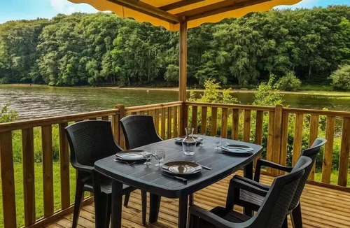 Alrance House | Camping Les Cantarelles * - Mobil home Comfort - 2 bedrooms - Lake view 4 people