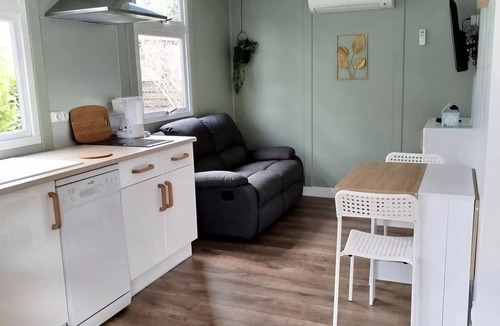 Paluds de Noves Ski Chalet | Camping Verbela Village * - 3-room chalet for 3 people Air-conditioned
