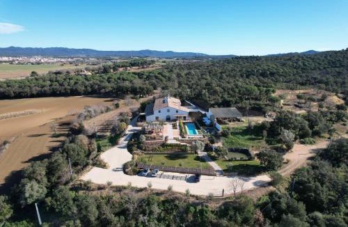 Llagostera Villa | CAN BUFÍ, Espectacular casa con piscina interior