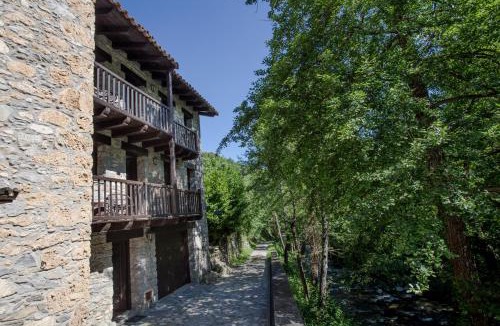 Beget House | Can Criach