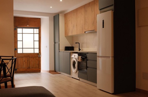 Ordis Apartment | Can Joan Loft - A romantic loft with a medieval arch on the Costa Brava