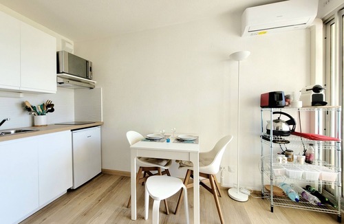 Canet-en-Roussillon Apartment | Canet-en-Roussillon Modern Apartment T2 - Parking - Air Conditioning - 4 pers