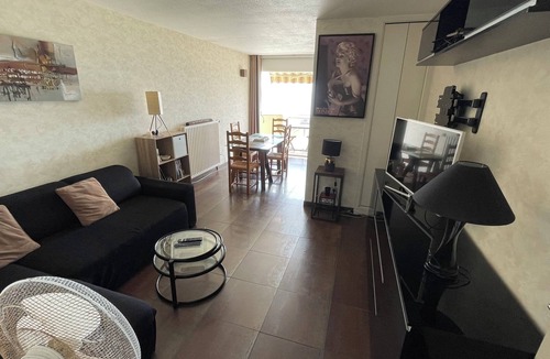 Le Grand Large Apartment | Canet-plage, T2 Face Mer, 46m2,traversant, Parking Couvert, Clim Mobile, Wifi