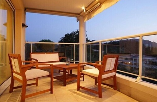 Mandelieu-La-Napoule Apartment | Cannes/Mandelieu Lux apt.Pool; Wifi; Sat Tv; Clim; Golf; 3 pools.Near beaches