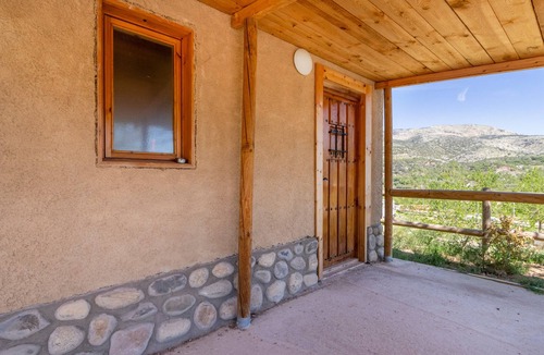 Alos de Balaguer RV Rental | Caravan 'Bungalow 1' with Mountain View, Wi-Fi and Air Conditioning