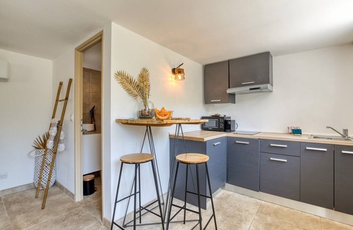 Saint-Laurent-d'Aigouze Apartment | Carignan - gîtes du mas des jeux
