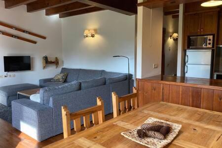 Sainte-Leocadie Apartment | Casa Argelaga