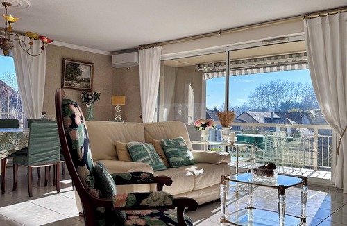 Brive-la-Gaillarde Apartment | Casa Cardinal-Grand T3 secteur Hôpital/CentreVille