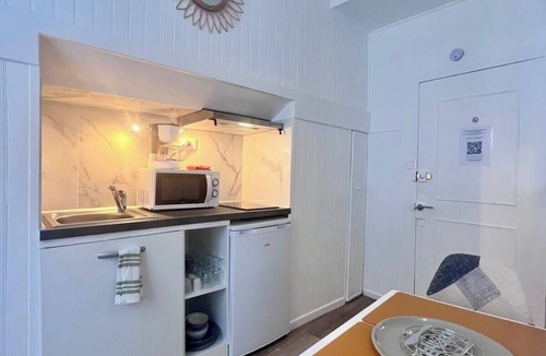 Brive-la-Gaillarde Apartment | Casa Cloutiers #2 - Studio - Hyper Centre Brive